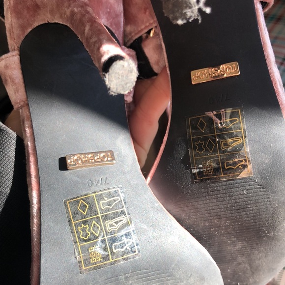 Pink velvet top shop heels - Picture 3 of 4